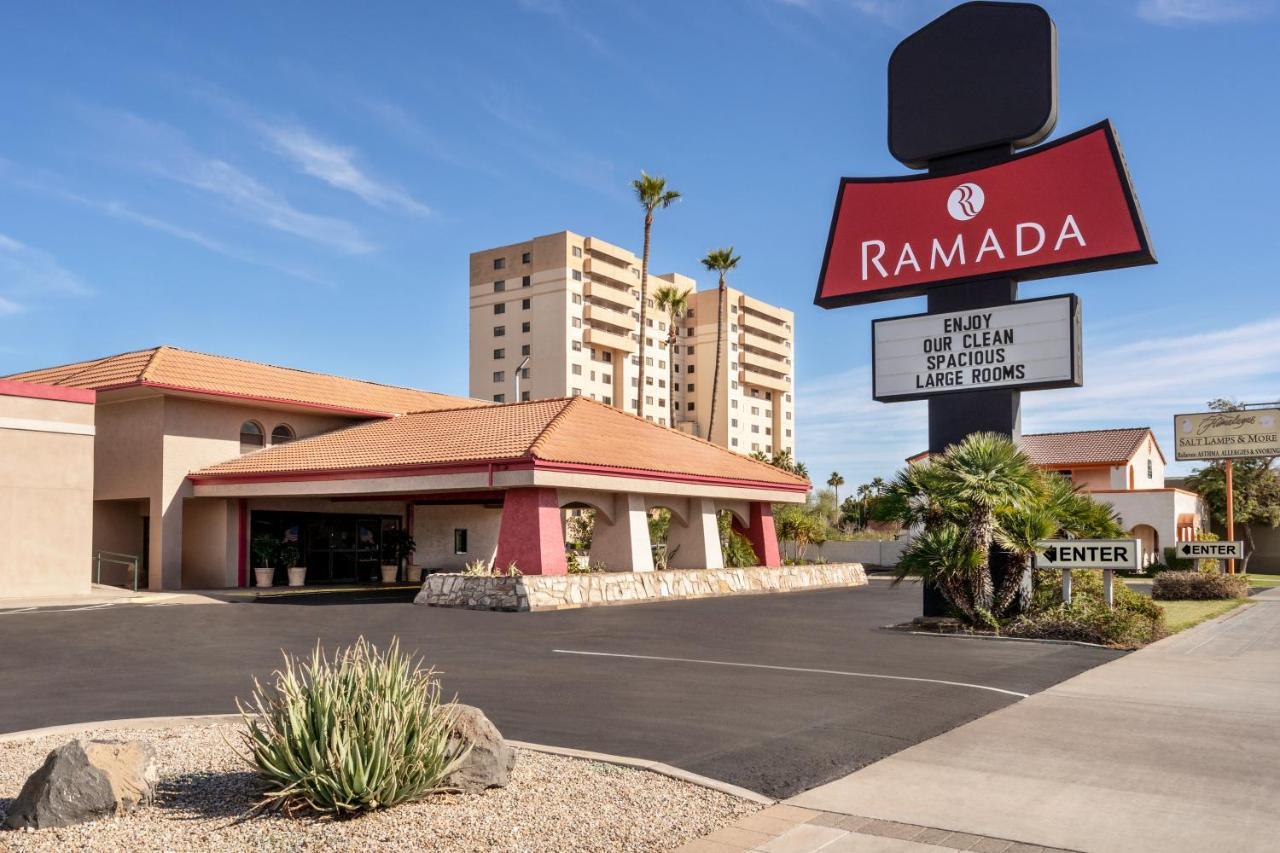 Ramada By Wyndham Mesa Downtown Hotel Екстериор снимка